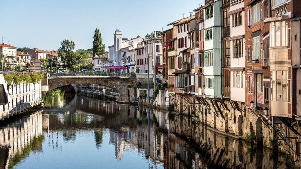 Local Commercial Castres